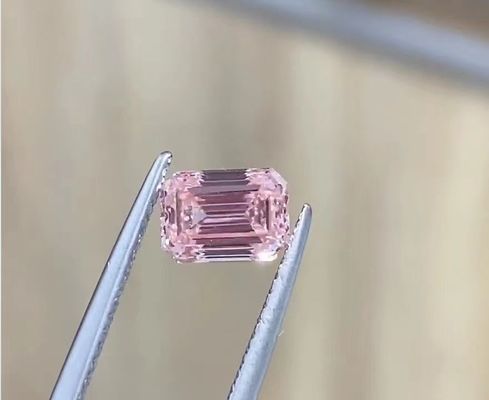 Grado leggero operato di Emerald Cut Lab Grown Pink dei gioielli sintetici dei diamanti