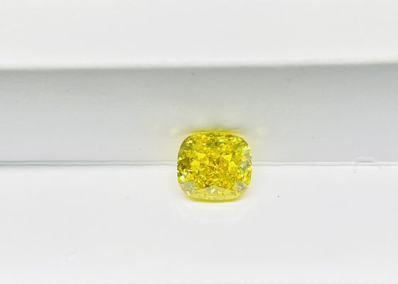 Il cuscino giallo sintetico sciolto del diamante 2.88ct di HPHT ha modificato IGI ha certificato VS1