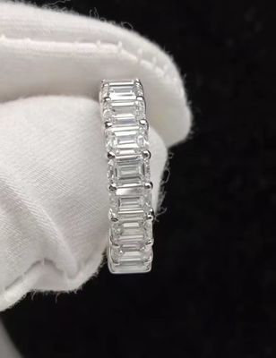 Anello di diamante di smeraldo Anello di diamante bianco Anello di matrimonio Anelli eterni Anelli di diamante coltivati in laboratorio