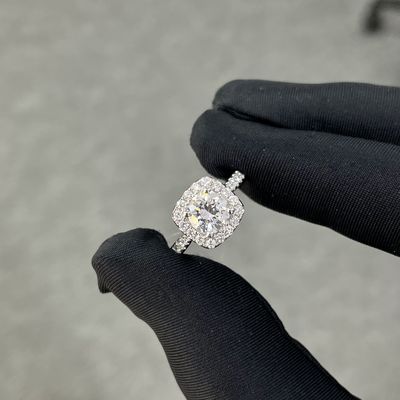 1.008ct Rotondo D/E VVS CVD Anello di diamante bianco Anelli di diamante coltivati in laboratorio con certificazione IGI