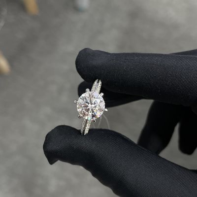 Anelli di diamanti coltivati in laboratorio 3.01ct CVD Bianco F VS2 Metà di paese Stile rotondo